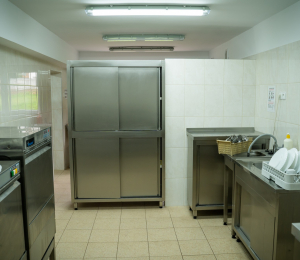 Generalny remont kuchni oraz sanitariatów w Zespole Szkolno-Przedszkolnym w Stróżach zakończony