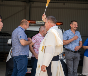 Poświęcenie nowych sprzętów przekazanych dla ZWiK