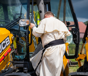 Poświęcenie nowych sprzętów przekazanych dla ZWiK