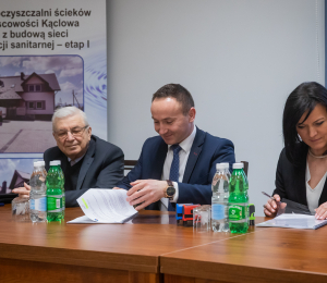 Podpisane umowy na realizację kolejnych zadań z zakresu gospodarki wodno- ściekowej