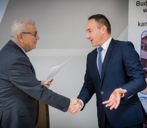 Podpisane umowy na realizację kolejnych zadań z zakresu gospodarki wodno- ściekowej