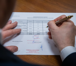 Podpisane umowy na realizację kolejnych zadań z zakresu gospodarki wodno- ściekowej