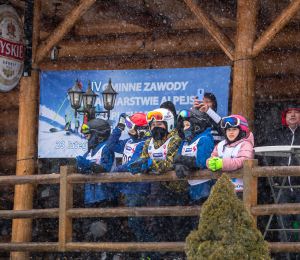 Zawody w narciarstwie alpejskim o 