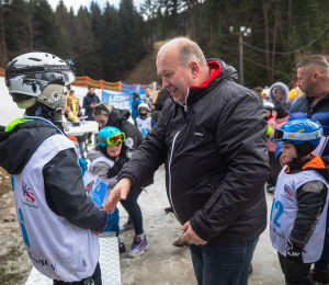 Zawody w narciarstwie alpejskim o 