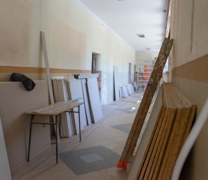 Trwa modernizacja budynku Zespołu Szkolno-Przedszkolnego w Stróżach 