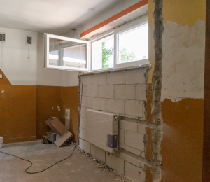 Trwa modernizacja budynku Zespołu Szkolno-Przedszkolnego w Stróżach 