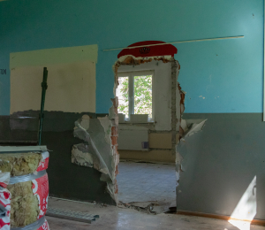 Trwa modernizacja budynku Zespołu Szkolno-Przedszkolnego w Stróżach 