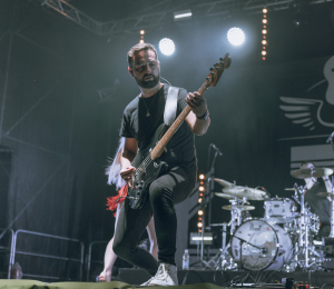 Dożynki gminne w Stróżach-koncert zespołu ŁZY
