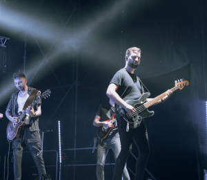 Dożynki gminne w Stróżach-koncert zespołu ŁZY
