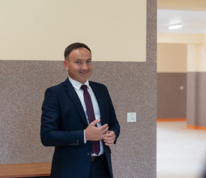 Kompleksowy remont budynku Zespołu Szkolno-Przedszkolnego w Stróżach dobiegł końca!