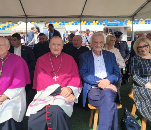 Wmurowanie kamienia węgielnego pod rozbudowę hospicjum w Stróżach