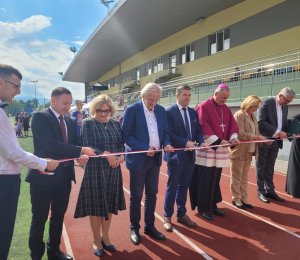 Wmurowanie kamienia węgielnego pod rozbudowę hospicjum w Stróżach