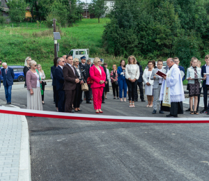 Wmurowanie aktu erekcyjnego oraz kamienia węgielnego pod budowę nowej Szkoły Podstawowej im. Armii Krajowej w Gródku