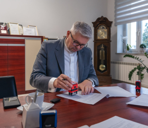 Dotacja Gminy Grybów na rozbudowę Hospicjum w Stróżach