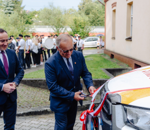 OSP Siołkowa ma nowy samochód  rozpoznawczo – ratowniczy.