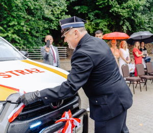OSP Siołkowa ma nowy samochód  rozpoznawczo – ratowniczy.