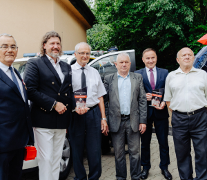 OSP Siołkowa ma nowy samochód  rozpoznawczo – ratowniczy.