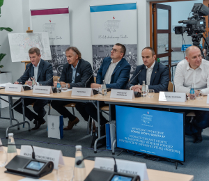 Posiedzenie Senackiej Komisji Sportu w Centrum Sportów Zimowych w Ptaszkowej