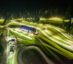 Park Linowy w Ptaszkowej – sport, adrenalina i zabawa w Gminie Grybów!