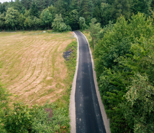 Kolejne 3 kilometry nowych nawierzchni bitumicznych 