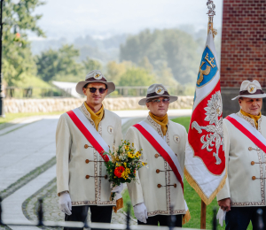 Uroczyste obchody Święta Wojska Polskiego w Grybowie
