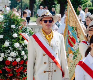 Uroczyste obchody Święta Wojska Polskiego w Grybowie