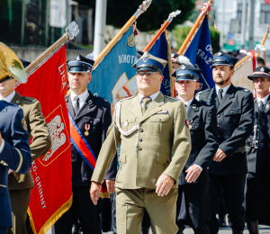 Uroczyste obchody Święta Wojska Polskiego w Grybowie