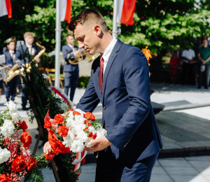 Uroczyste obchody Święta Wojska Polskiego w Grybowie