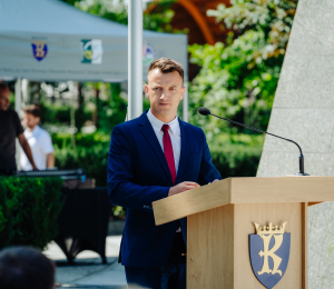 Uroczyste obchody Święta Wojska Polskiego w Grybowie