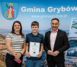 Najzdolniejsi uczniowie otrzymali stypendia Wójta Gminy Grybów