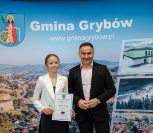 Najzdolniejsi uczniowie otrzymali stypendia Wójta Gminy Grybów