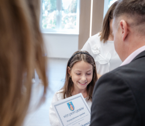 Najzdolniejsi uczniowie otrzymali stypendia Wójta Gminy Grybów