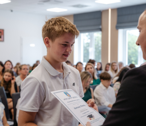 Najzdolniejsi uczniowie otrzymali stypendia Wójta Gminy Grybów