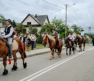 Dożynki Gminne w Kąclowej – święto plonów, które połączyło pokolenia