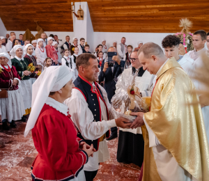 Dożynki Gminne w Kąclowej – święto plonów, które połączyło pokolenia