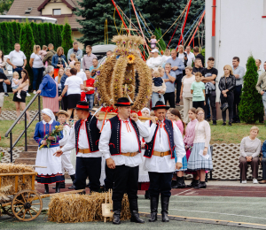 Dożynki Gminne w Kąclowej – święto plonów, które połączyło pokolenia