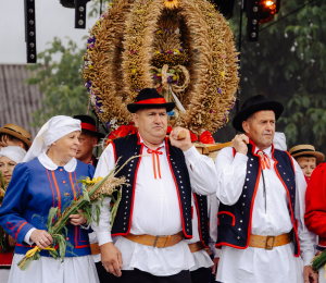 Dożynki Gminne w Kąclowej – święto plonów, które połączyło pokolenia