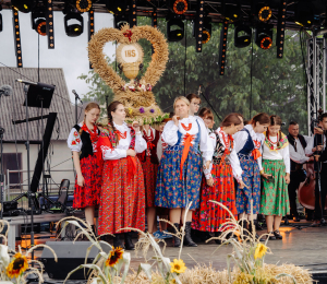 Dożynki Gminne w Kąclowej – święto plonów, które połączyło pokolenia