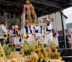 Dożynki Gminne w Kąclowej – święto plonów, które połączyło pokolenia