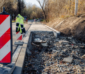 Samorządowcy z wizytą na inwestycjach w Gminie Grybów