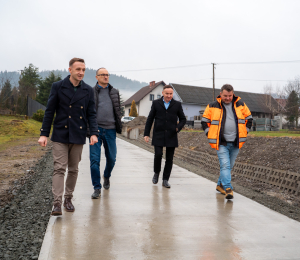 6 nowych odcinków dróg betonowych w Gminie Grybów