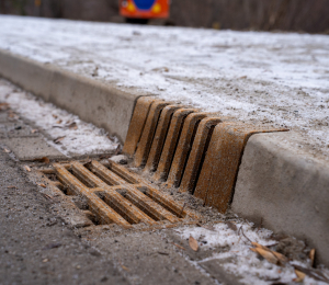 638 metrów bezpieczeństwa dla pieszych – nowy chodnik w Krużlowej Niżnej gotowy!