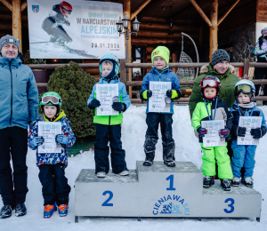 Ponad 220 zawodników i sportowe emocje – VII Gminne Zawody Narciarskie w Cieniawie