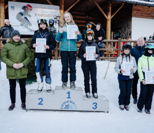 Ponad 220 zawodników i sportowe emocje – VII Gminne Zawody Narciarskie w Cieniawie