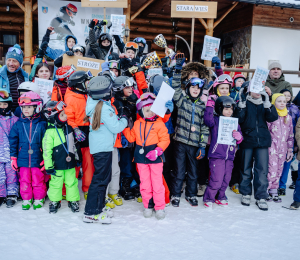 Ponad 220 zawodników i sportowe emocje – VII Gminne Zawody Narciarskie w Cieniawie