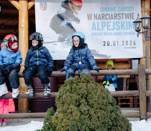 Ponad 220 zawodników i sportowe emocje – VII Gminne Zawody Narciarskie w Cieniawie