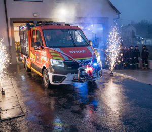 Nowy samochód ratowniczo-gaśniczy dla OSP Krużlowa Wyżna