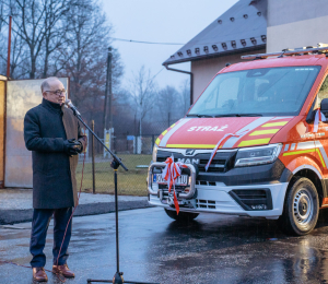 Nowy samochód ratowniczo-gaśniczy dla OSP Krużlowa Wyżna