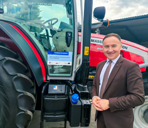 Dostawa ciągnika wraz z przyczepą w ramach projektu ,,Rozwój infrastruktury wodno – kanalizacyjnej na terenie Gminy Grybów etap I”