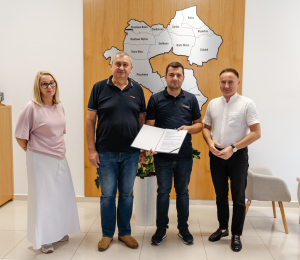 Podpisano umowę na dostawę ciągnika rolniczego dla Gminy Grybów